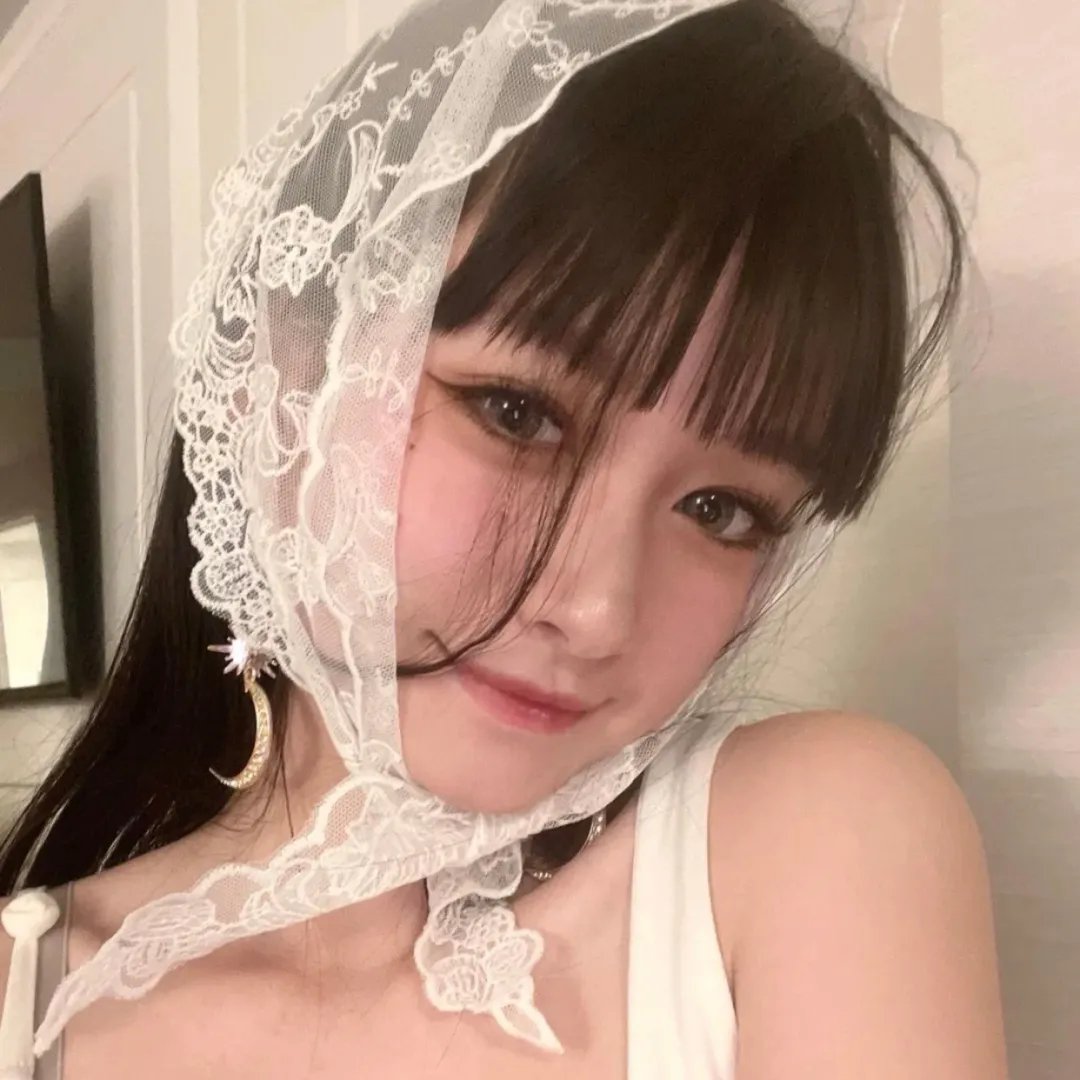 戛纳机密第一季